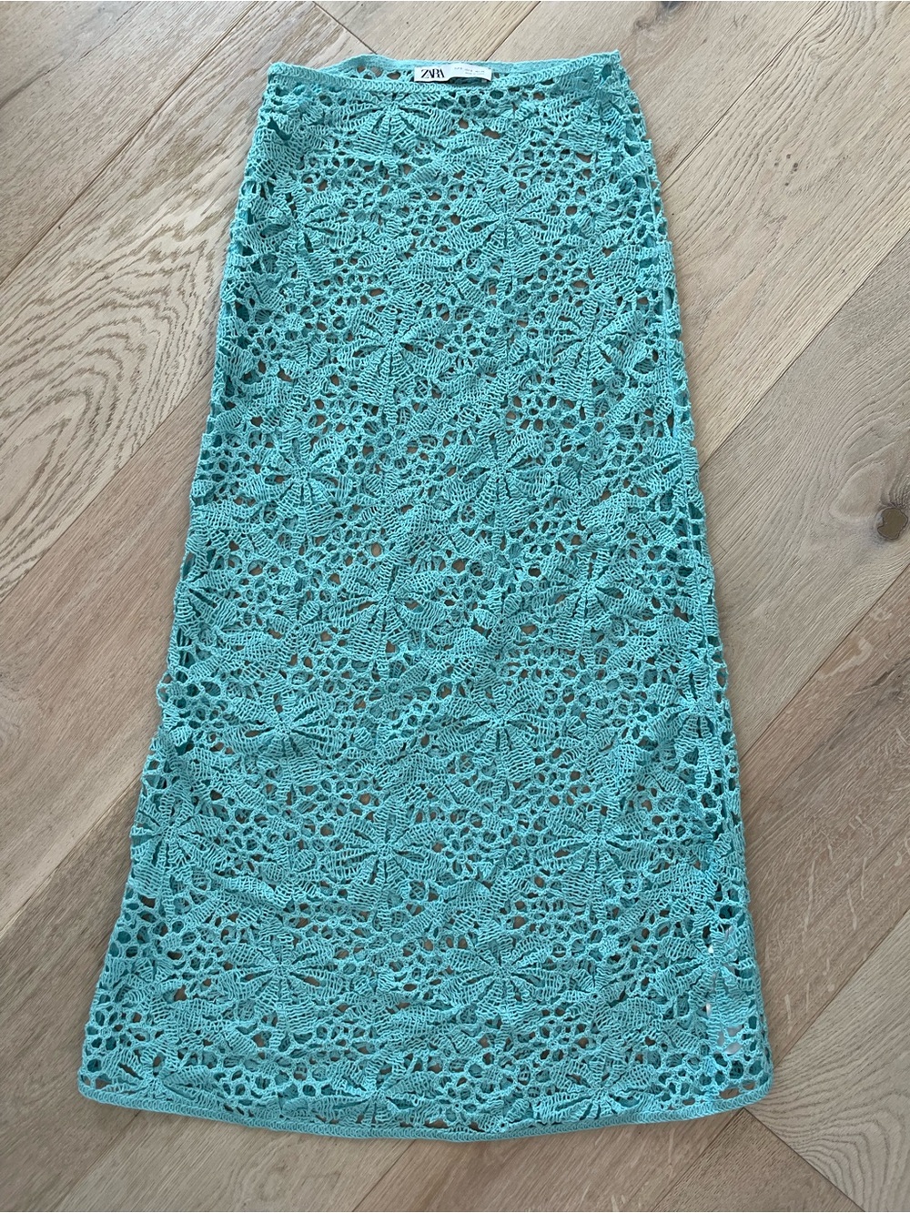 Zara Seafoam Green Crochet Boho Maxi Skirt size Small